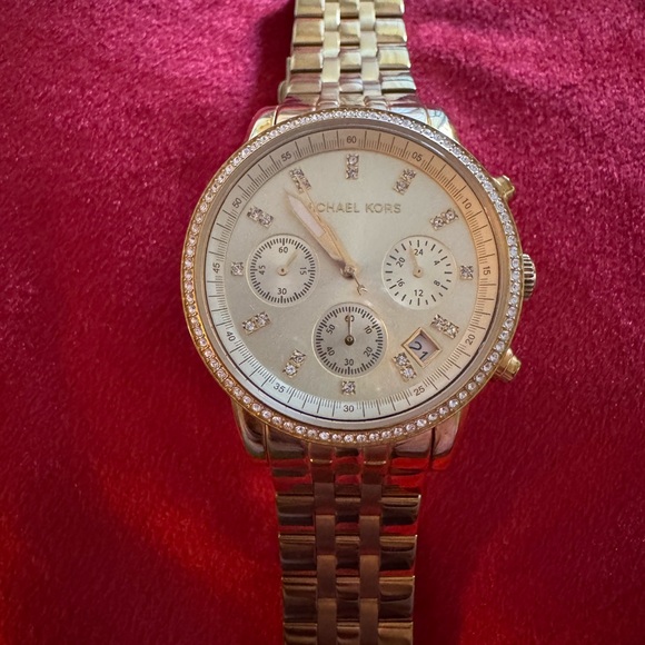 Michael kors watch - Picture 2 of 6